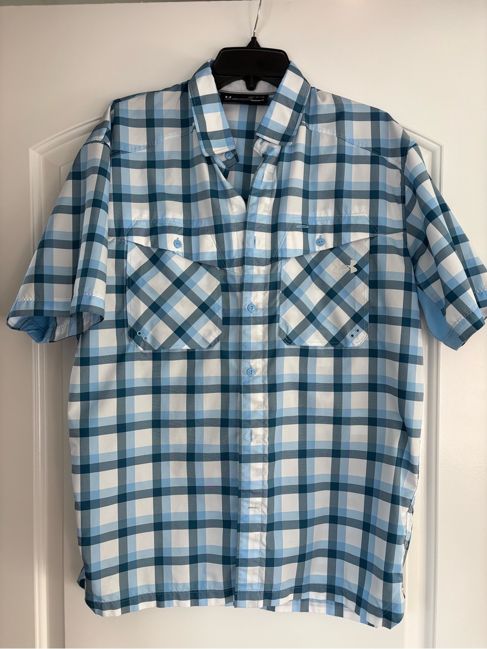 Under Armour Men's Short-Sleeve Plaid Button-Down Shirt in Blue and White